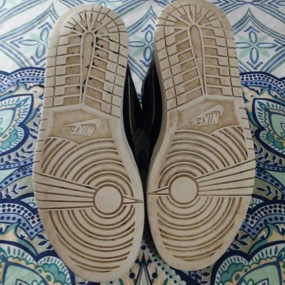 💲SOLD💲Nike Air Jordan 1 Retro High top OG - Picture 7 of 16